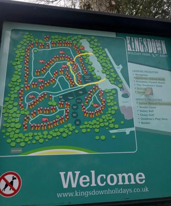 Chalet 95, Kingsdown Park เดล ภายนอก รูปภาพ